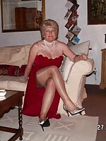 milf beaver cougar hot mom wife