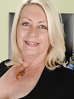 cougars sucking big black cock