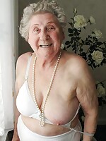 sexy cougars fucking