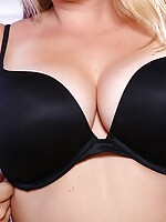 mom pantyhose movies